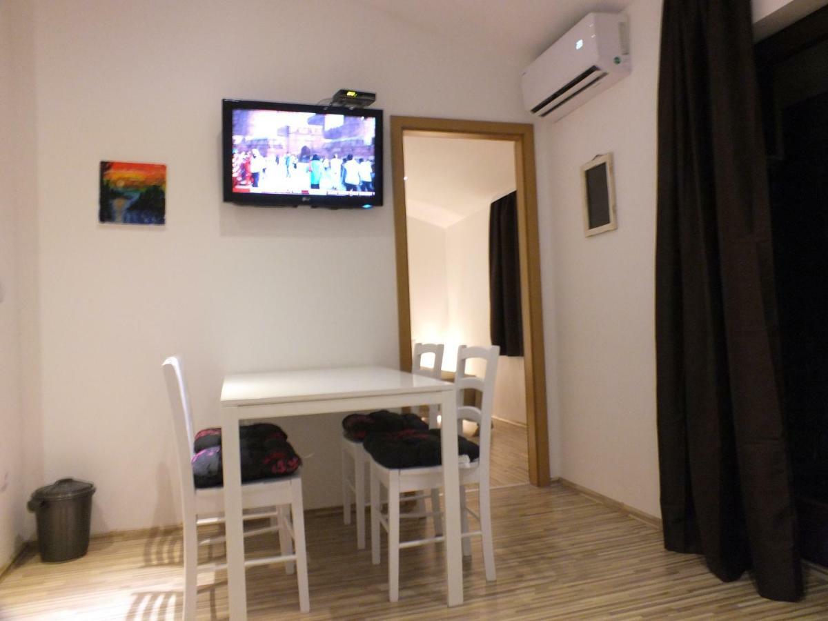 Apartmani Barisic Brodarica  Exterior photo